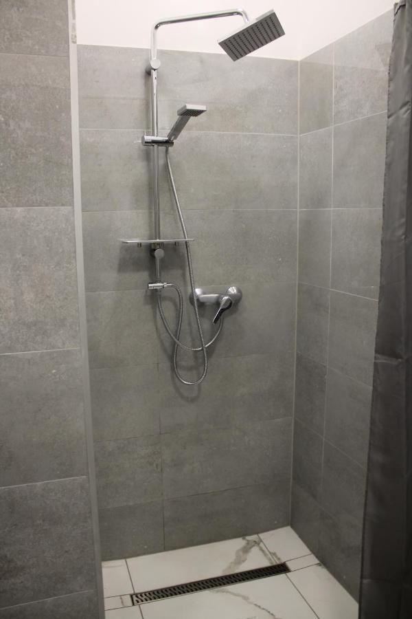 Castellum Apartman Hotell Keszthely Exteriör bild